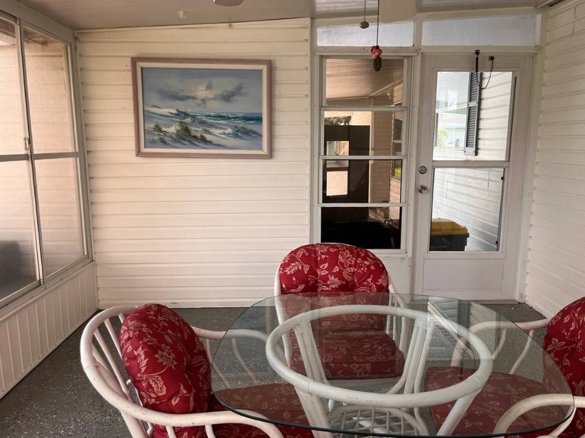 1276 Las Brisas Lane a Winter Haven, FL Mobile or Manufactured Home for Sale